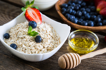 Natural products, fruit, oatmeal, yogurt and honey