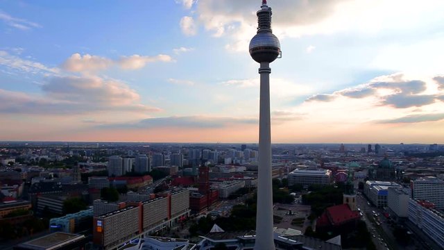 Berliner Fernsehturm - television tower in Berlin