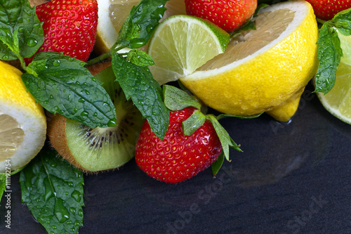 фрукты сок клубника банан киви fruit juice strawberry banana kiwi скачать