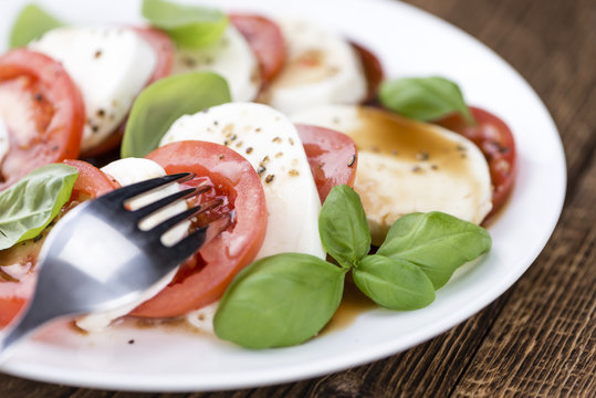 Mozzarella, Tomatoes and Balasmico Dressing
