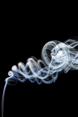 Obraz premium Abstract white blue smoke from aromatic sticks.