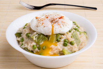 pea risotto with egg
