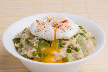pea risotto with egg