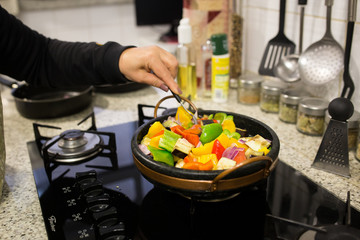 Cooking mixed pepper salad