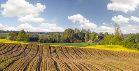 Wiosenne pola w niemczech © Mike Mareen