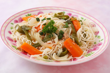 沖縄料理　そうめんチャンプルー