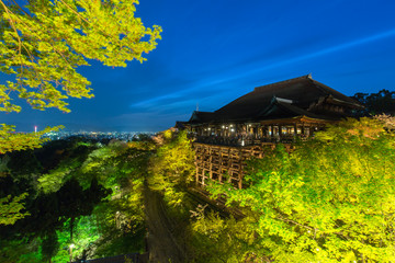 Naklejka premium Kiyomizu or Kiyomizu-dera temple light up in spring at Kyoto Jap