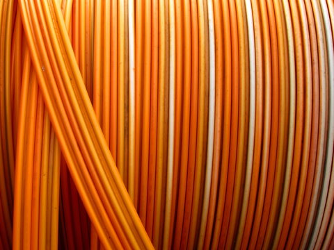 cavi elettrici o fibra veloce - connessione