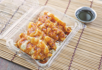 gyoza with spicy sauce