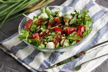 Caprese salad with arugula