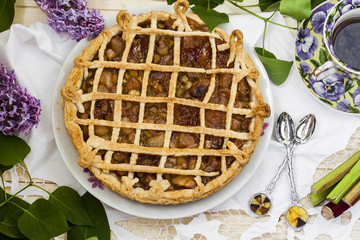 tart with rhubarb and strawberries