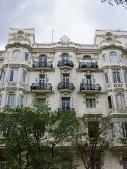Fototapeta na wymiar Hausfassade in Madrid