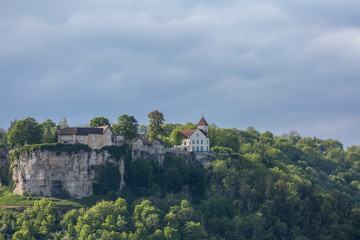 Fototapeta na wymiar château d'Ornans