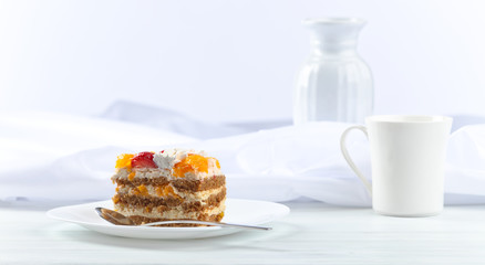  honey cake with strawberries and orange