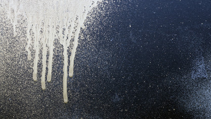 Dripping,runny white  paint