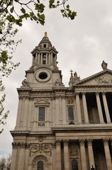 Fototapeta na wymiar St.-Pauls-Kathedrale in london