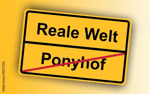 "Ponyhof Reale Welt 230516" Imágenes de archivo y vectores libres de