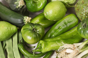 Verduras verdes variadas. Vista superior