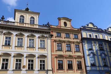 Fototapeta na wymiar Façades d’immeubles classiques à Prague