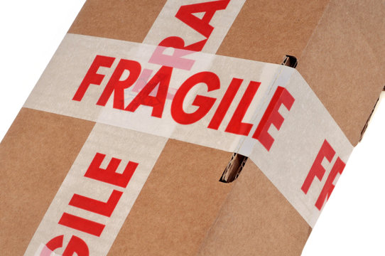 emballage carton - colis fragile Stock Photo