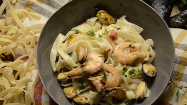 Pasta Scialatielli alla pescatora Մարինարա Маринара マリナーラソース 마리나라 소스 Marinara sauce Marinaras&aring;s 