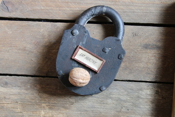 Eat healthy text and padlock