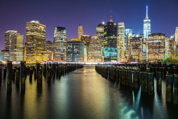 Fototapeta na wymiar A scenic nightview of the skyscrapers of New York City