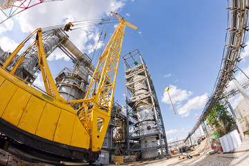 Special equipment : crawler crane