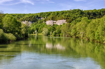 Rivière de la Loue près de Châtillon-sur-Lison