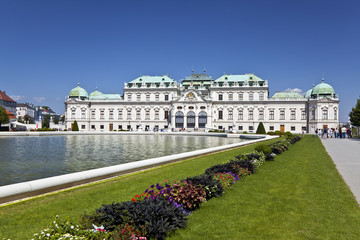 Obraz premium View of the historic palace Upper Belvedere, Vienna, Austria