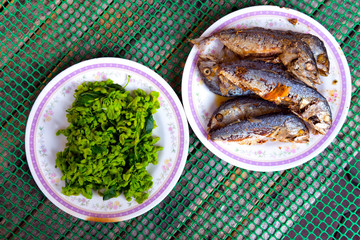 Mackere and vegetable for chili sauce dip