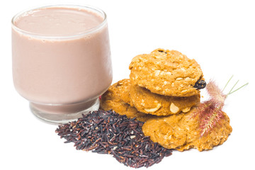 oat and meal rasin cookies with Coffee 
