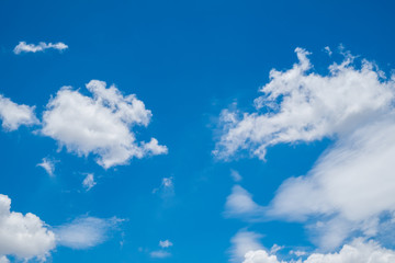 Naklejka na ściany i meble Cloudy blue sky cloudscape
