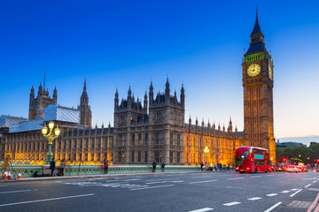 Fototapeta premium Big Ben and Palace of Westminster in London at night, UK