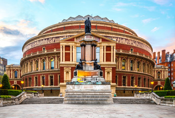 Royal Albert Hall, Londen, Engeland, VK, met zonsondergang