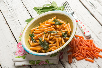 pepper pasta with butter and sage