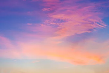 Photo sur Plexiglas Ciel Dramatic ray of light - Beautiful Sun sky and cloudy background.