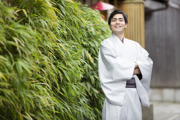 着物姿の男性