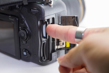 insert sd card to camera