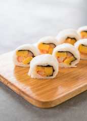 sushi sandwich roll