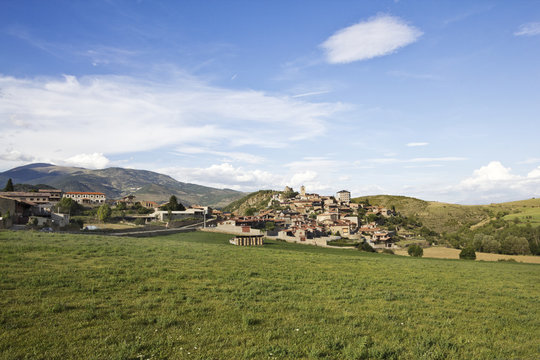 Montella village, Cerdanya