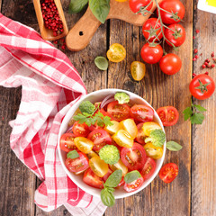 fresh tomato salad with basil