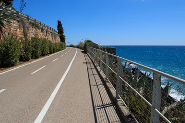 pista ciclabile a San Lorenzo al mare - Liguria © Roberto Zocchi