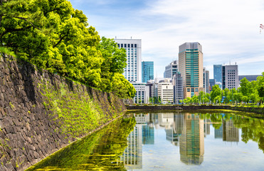 Fototapeta na wymiar Skyscrapers near the Imperial Palace in Tokyo