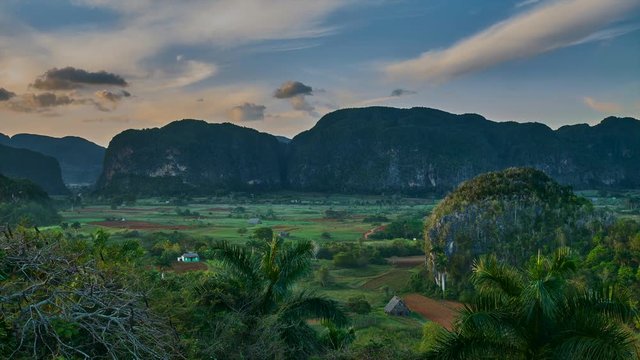Valle de Vi&ntilde;ales,Cuba,Time lapse