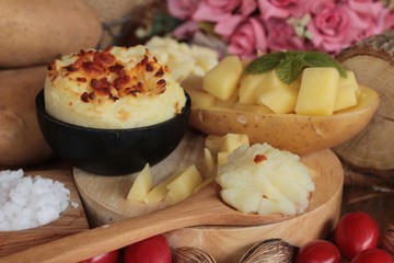 Mashed potatoes and fresh potatoes is delicious.