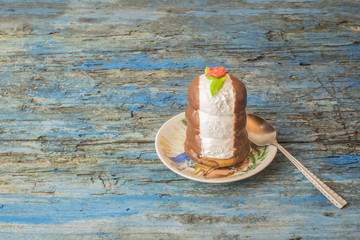 Meringue and chocolat cake