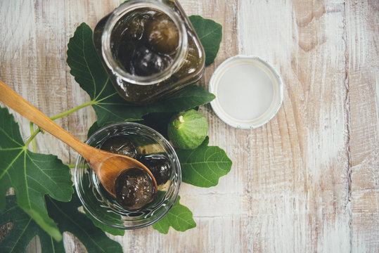 Desert &nbsp;of green figs