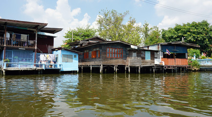 Fototapeta na wymiar rivercruise in bangkok