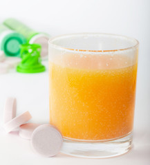     Effervescent calcium tablets juice